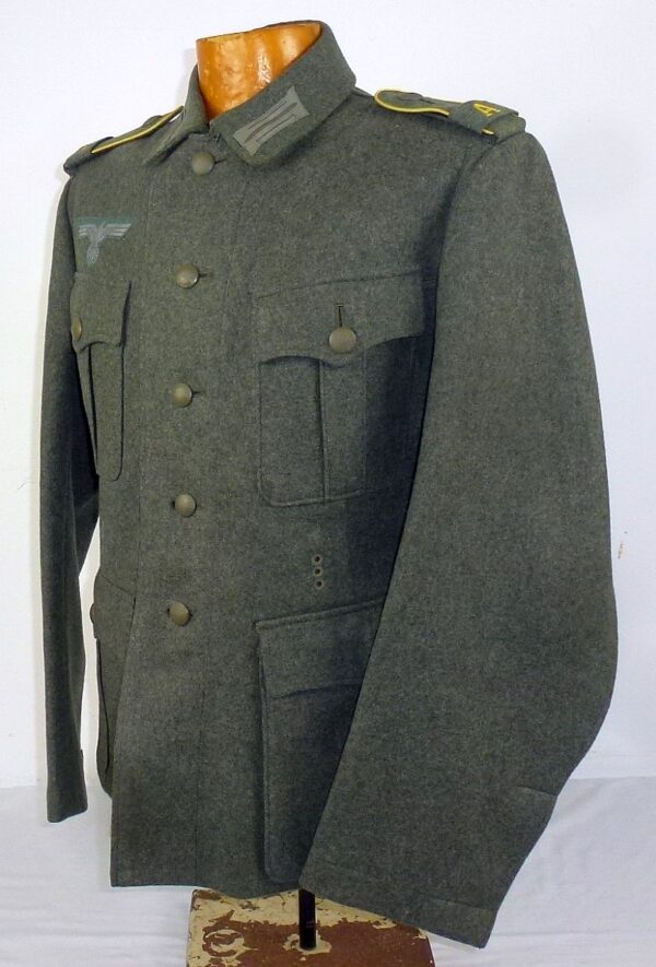 Near Mint German M40 Army Enlisted Ranks Signals Unit Tunic - Image 3