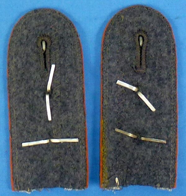 Luftwaffe Signals Unit Feldwebel Sew In Shoulder Strap Pair - Image 2
