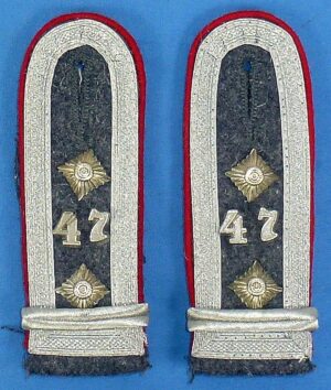 Luftwaffe 47th Flak Artillery Regiment Fahnenjunker-Oberfeldwebel Slip On Shoulder Strap Pair