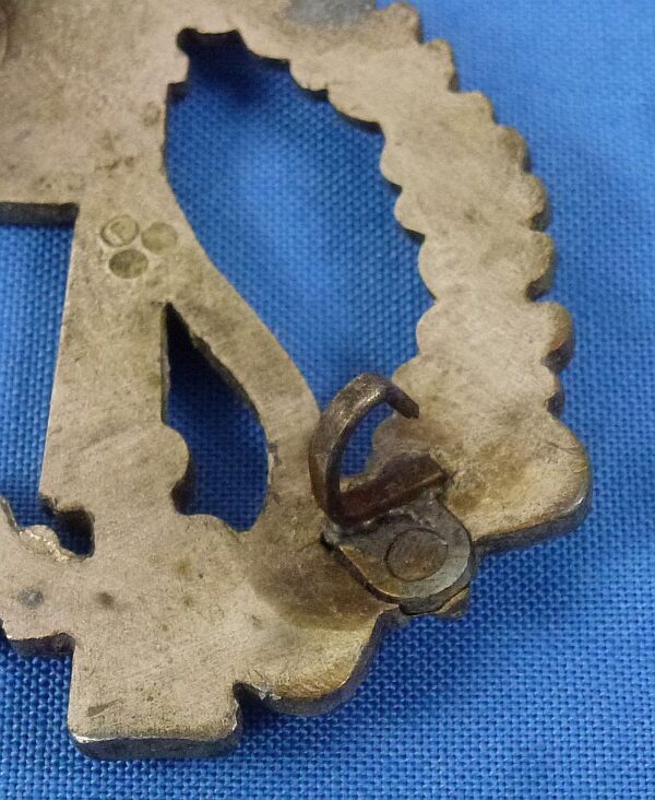 Army / Waffen SS Infantry Assault Badge in Tombac by Friedrich Linden, Ludenscheid - Image 4