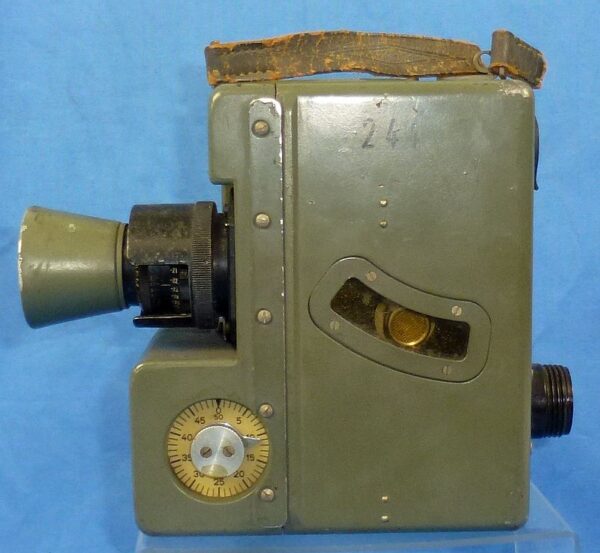WWII German Flakaufnahmekammer 40  Flak Gun Camera by Siemens - Image 5