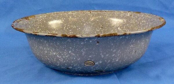 Enameled SS Wash Basin Manufactured in the Lublin Ghetto - Image 3