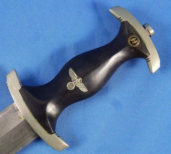 Early SS Service Dagger by Robert Klaas with Hanger and Stamped SS Member Number - Image 9