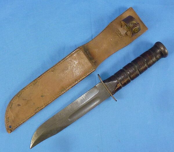 WWII U.S. Marine Corps KA-BAR Knife - Image 2