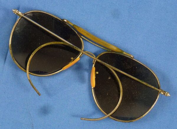 Cased WWII Polaroid Aviator Sunglasses - Image 3