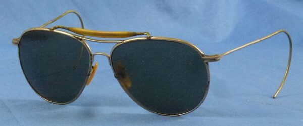 Cased WWII Polaroid Aviator Sunglasses - Image 4