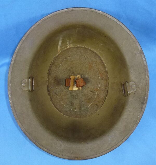 WWI Painted 29th Division M1917 Combat Helmet - Image 5