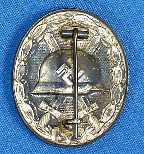 1939 Silver Wound Badge with G.I.'s Note - Image 3
