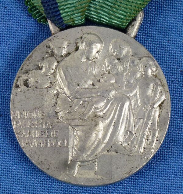WWII Italian Fascist Medal for Large Families - Image 2
