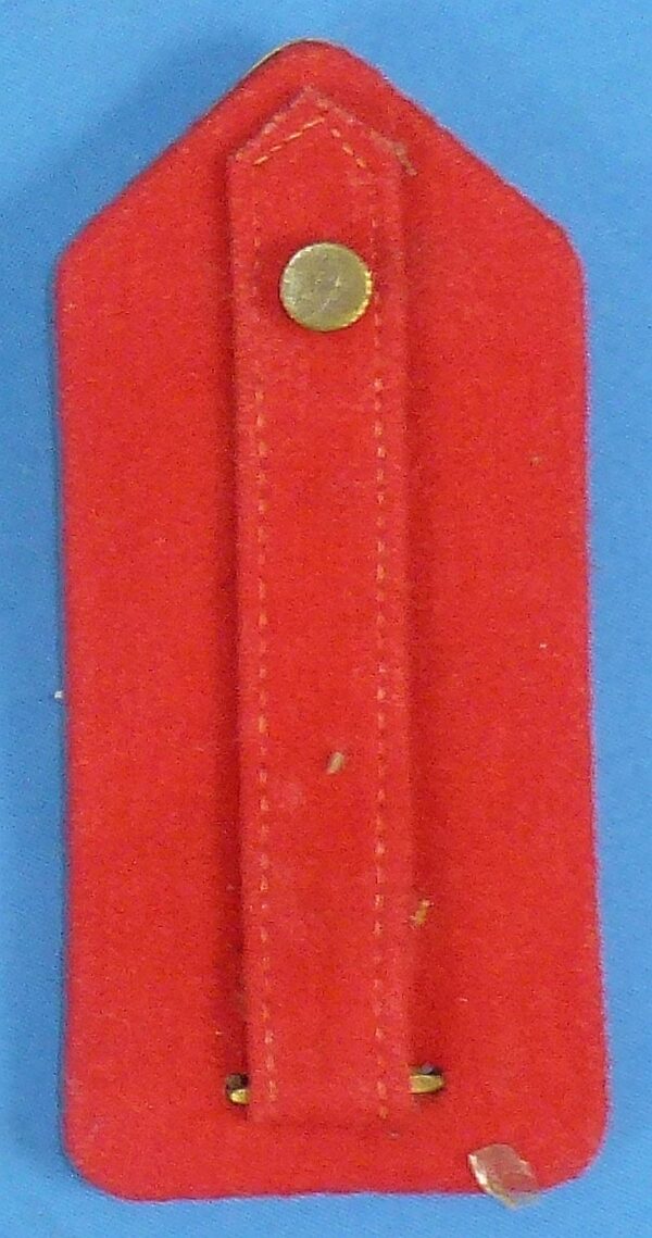 Single WWII Italian Army Infantry Officer Shoulder Board - Image 2