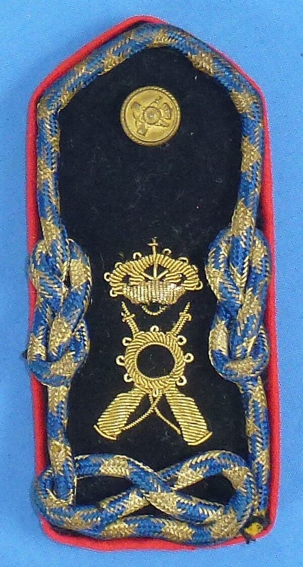 WWII Italian Officer Shoulder Board