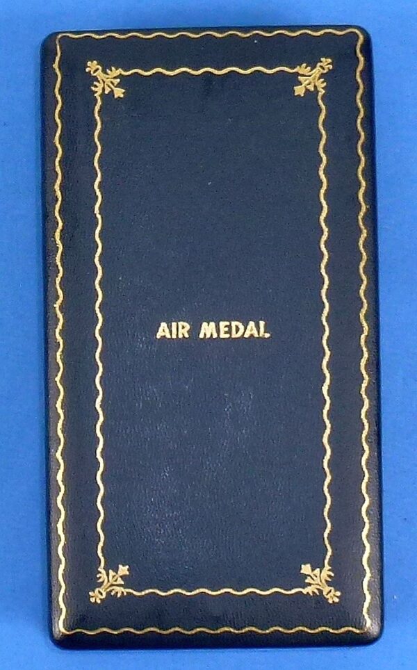 Cased WWII Air Medal - Image 4