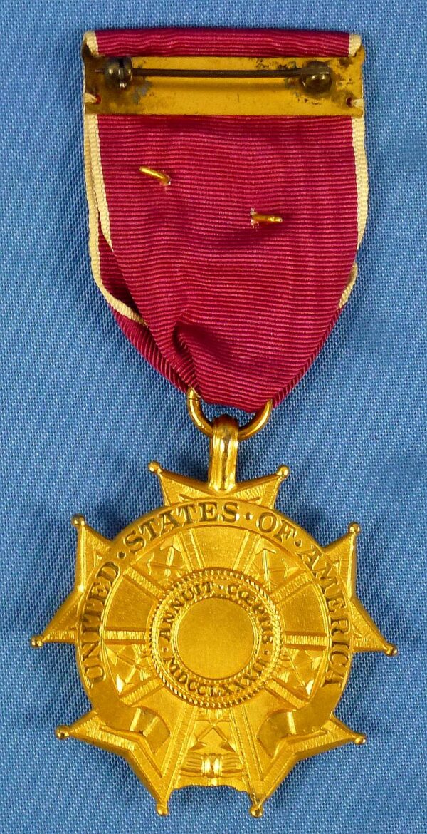 WWII Officer Grade Legion of Merit / Slot Brooch - Image 2