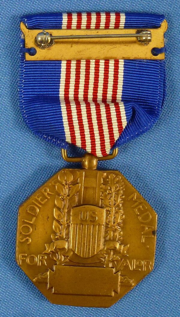 WWII U.S. Army Soldier's Medal - Image 2