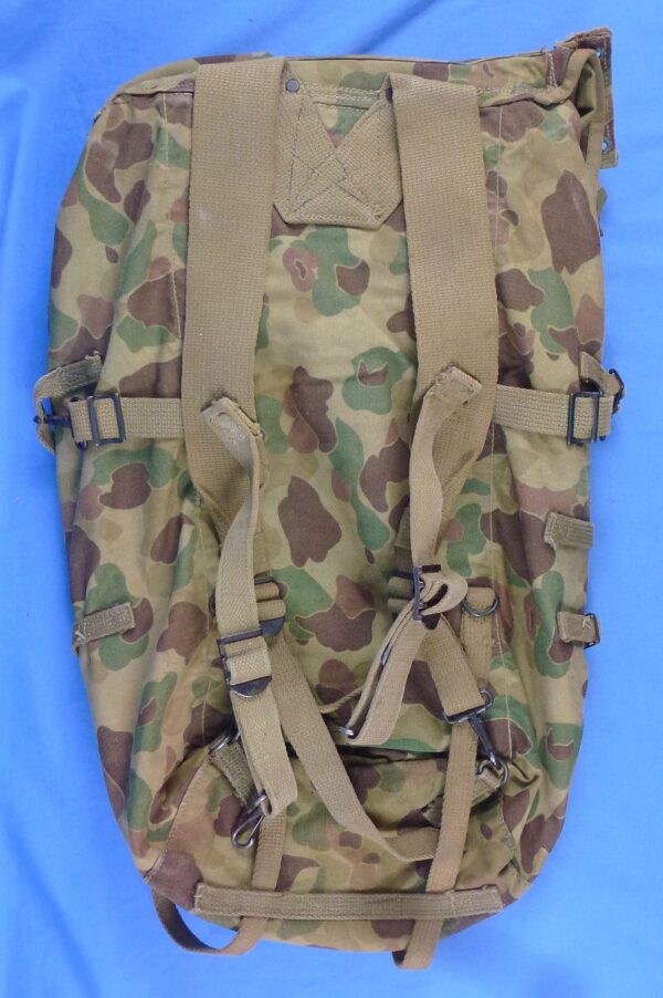 WWII U.S. Army M1943 Camouflage Jungle Pack - Image 6