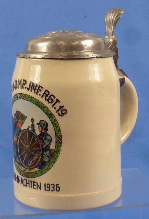 Named 1936 Army Infantry Regiment 19 Service Stein - Image 4