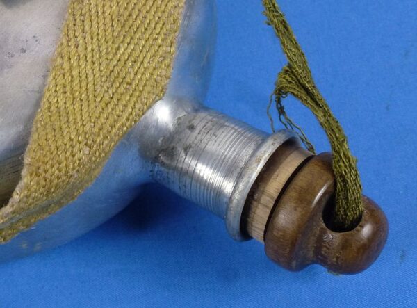 Late War Japanese Canteen - Image 3