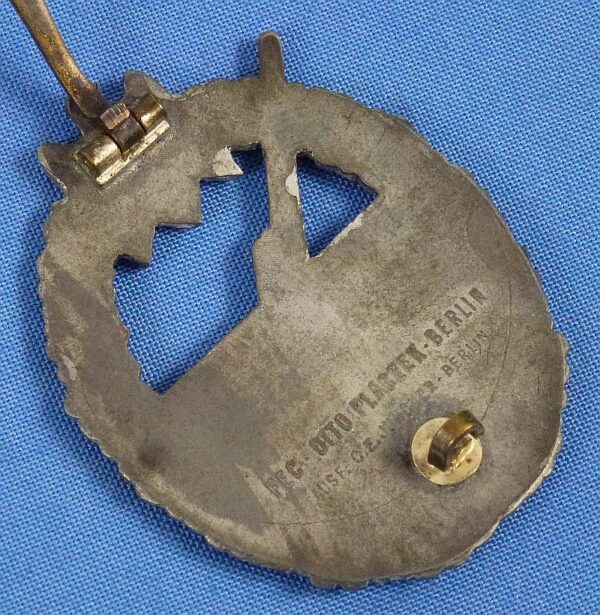 Kriegsmarine Coast Artillery Badge by C.E. Junker - Image 3