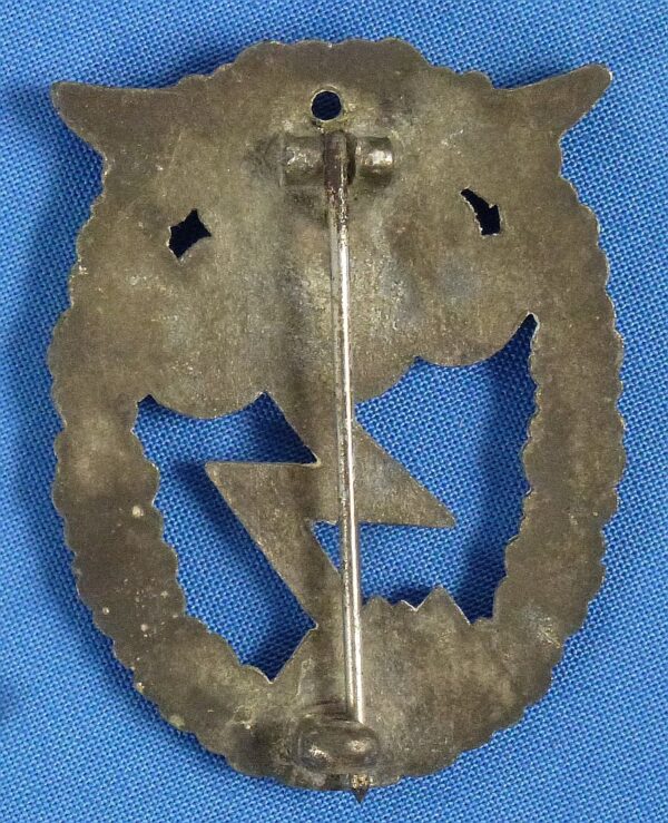 Luftwaffe Ground Assault Badge - Image 2