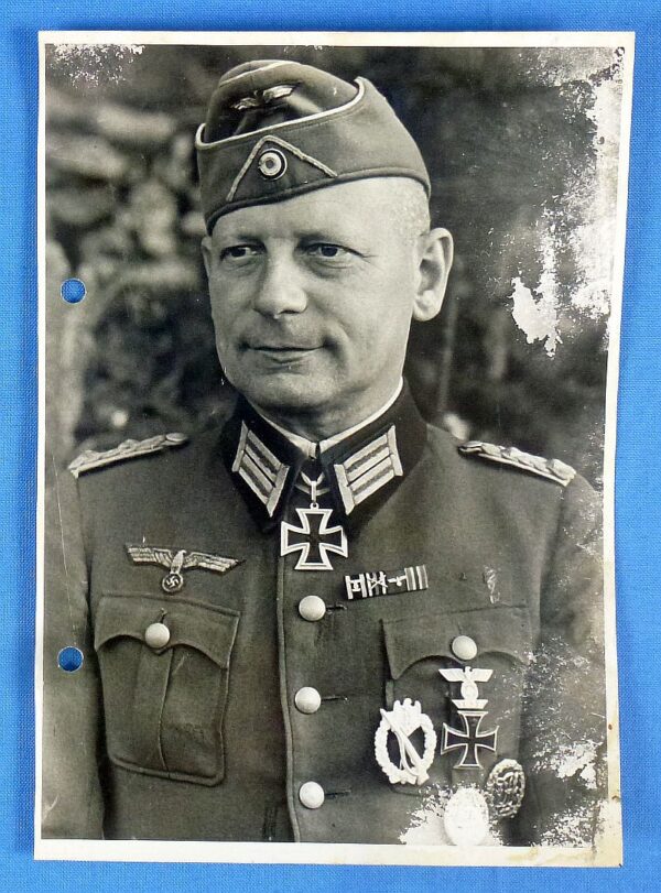 Official WWII German Photograph: Knight's Cross Recipient Erich Müller-Melahn