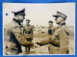 Official WWII German Photograph: General Fritz Lindemann Meets with General Carl Hilpert