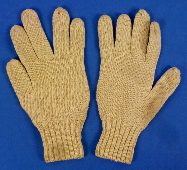 WWII Japanese Military White Woolen Gloves - Image 2