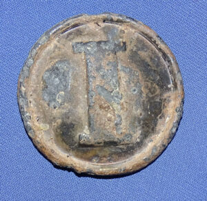 Dug Confederate Block I Button