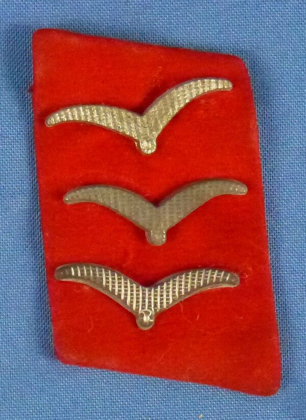Single Luftwaffe Obergefreiter of Flak Collar Tab