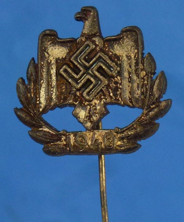 1940 DRL Performance Badge Stickpin