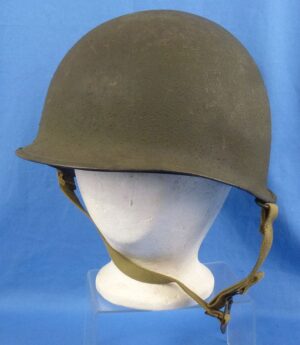 WWII Rear Seam Swivel Bale M1 Helmet