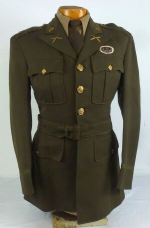 WWII U.S. Army Airborne Command First Lieutenant Tunic with Shirt and Tie
