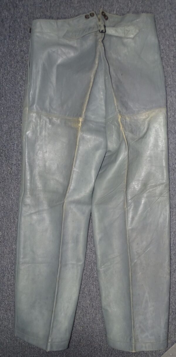 Kriegsmarine Grey Leather Jacket and Trousers - Image 9
