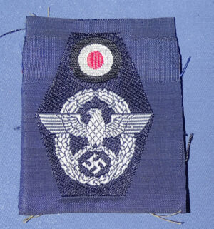 German Police NCO's M43/Overseas Cap Insignia