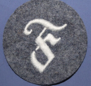 WWII German Luftwaffe Ordnance Personnel Trade Badge