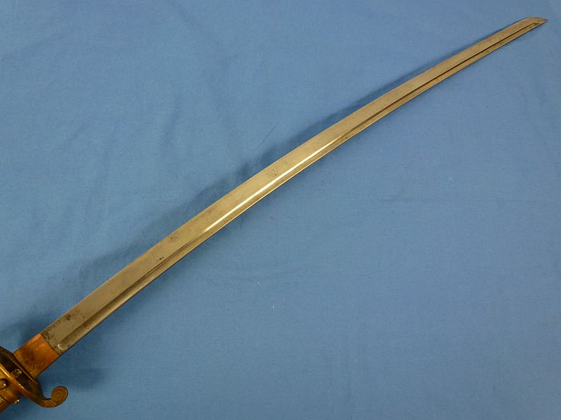 Meiji Period Japanese Kyu Gunto Sword with Family Mons Crest - Image 5