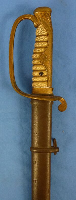 WWII Japanese Company Grade Kyu Gunto Sword with Mons Family Crest