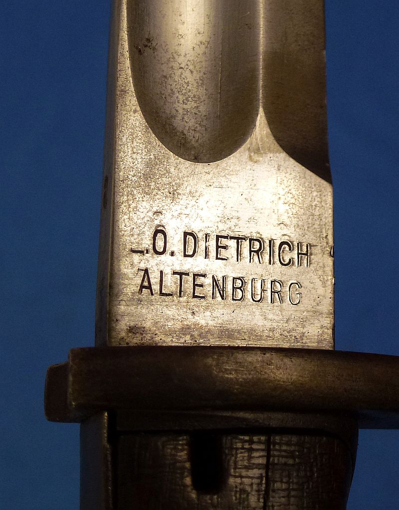 Imperial German Double Maker Marked Model M1898/05 Butcher Blade Bayonet by L. O. Dietrich / Hilger & Sohne, with Frog and Knot - Image 7