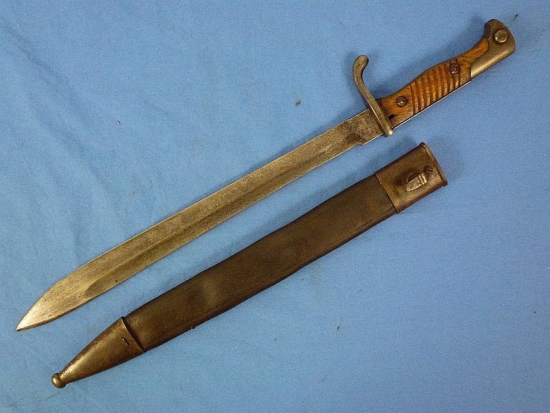 1915 Dated Model M1898/05 Butcher Blade Bayonet by the Prussian Royal Arsenal at Erfurt - Image 2