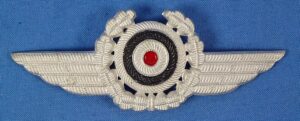 DLV Visor Cap Wreath Insignia