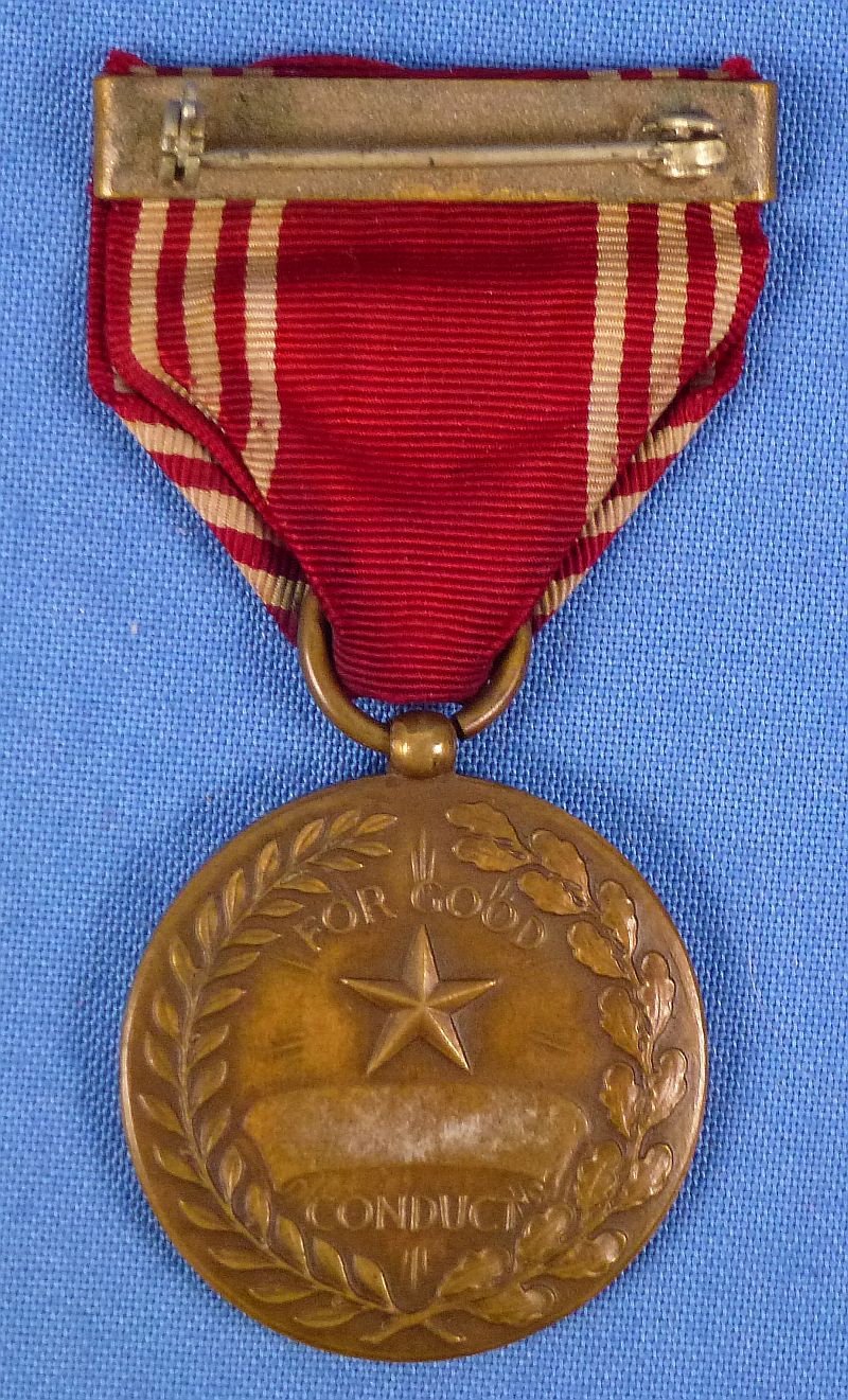 Early WWII Numbered U.S. Army Good Conduct Medal with Full Wrap Brooch - Image 2