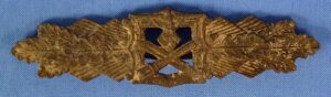 German Army / Waffen SS Bronze Close Combat Clasp by A.G.M. u. K.