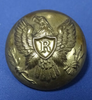 Civil War Union Army Rifleman Button / Waterbury Button Co Extra