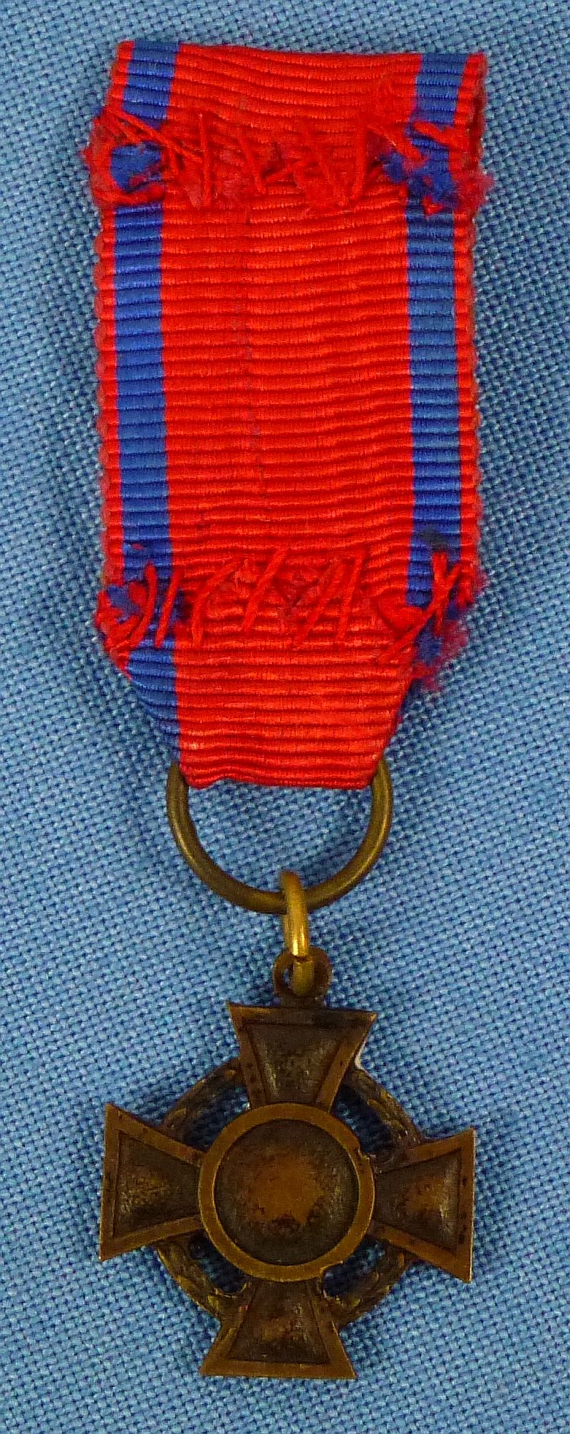 Miniature WWI Oldenburg Friedrich-August Cross 2nd Class - Image 2