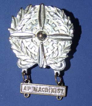 WWII USAAF AP Machinist Qualification Badge
