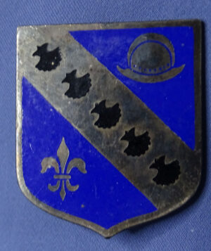WWII 302nd Infantry Regiment DI/Crest - H.R. Newcome & Co Sterling