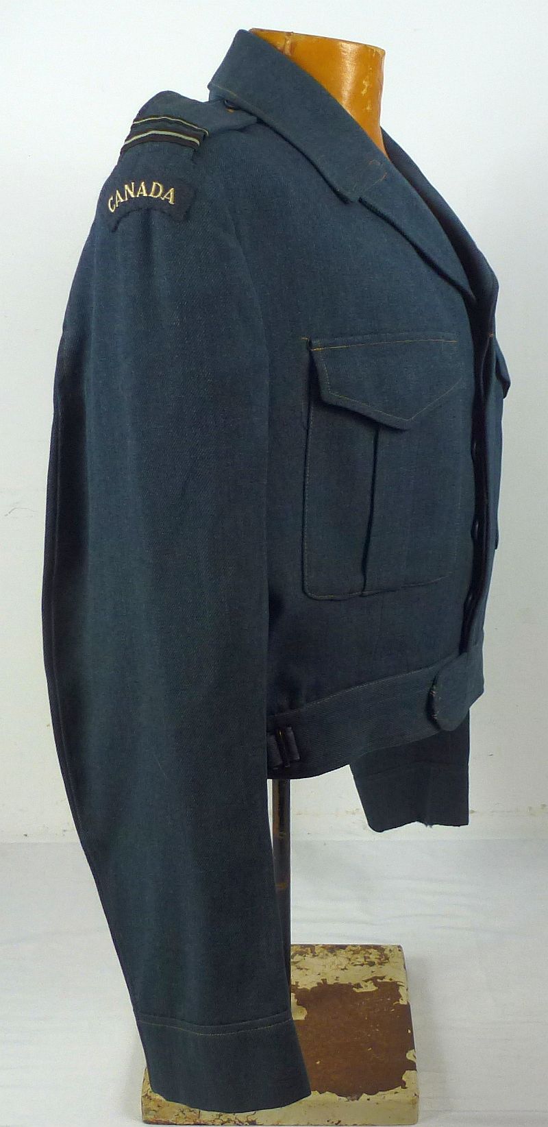 WWII / Korean War Canadian Royal Air Force Pilot's Uniform Battle Dress Blouse - Image 6