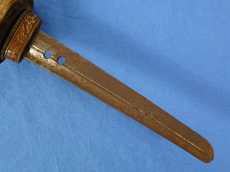 WWII Shin Gunto Army Officer Sword with Company Commander Tassel - Image 9