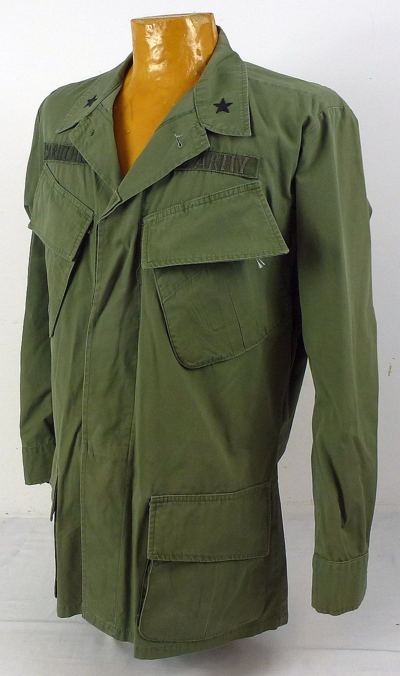 The Uniform and Jungle Jacket of U.S. Army Brigadier General Lawrence Caruthers - Image 17
