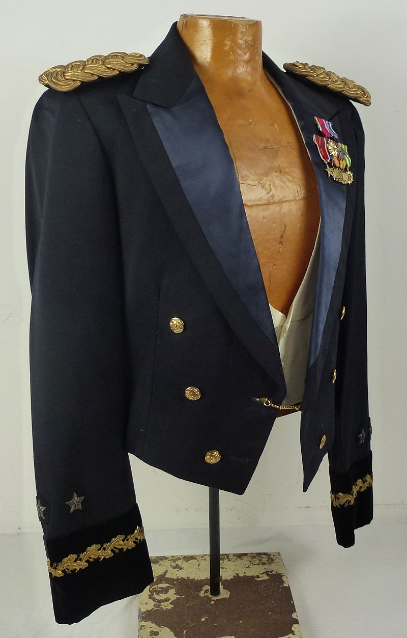 The Mess Dress Uniform of U.S. Army Major General Edward Arthur Dinges - Image 7