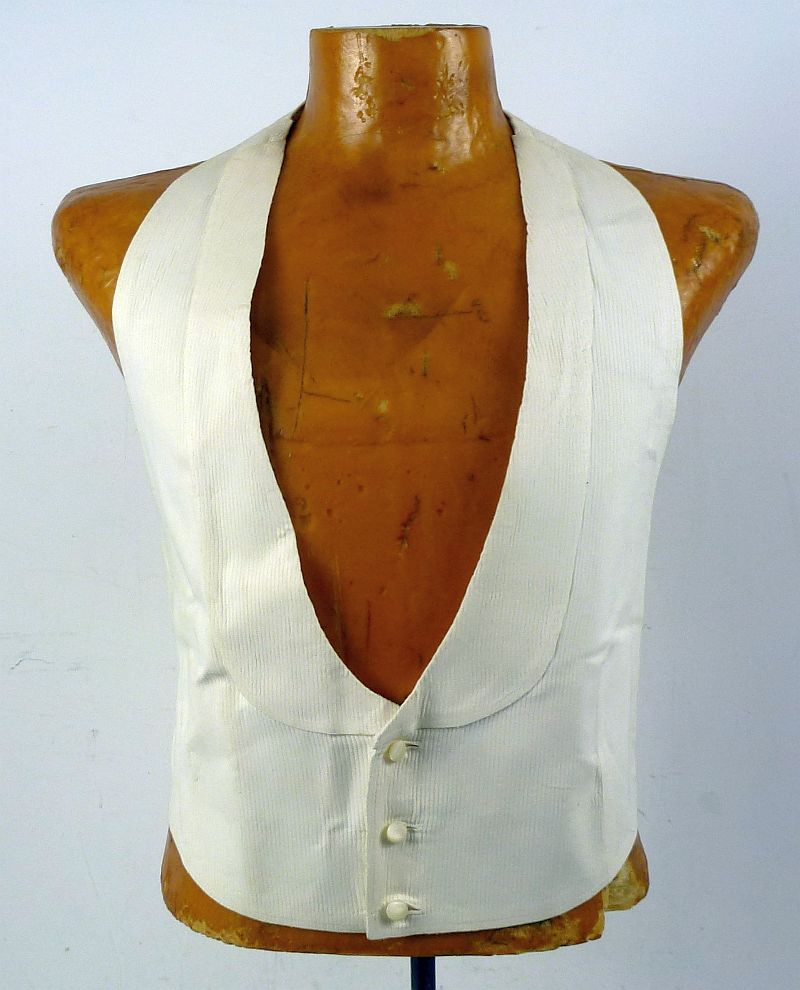 The Mess Dress Uniform of U.S. Army Major General Edward Arthur Dinges - Image 11